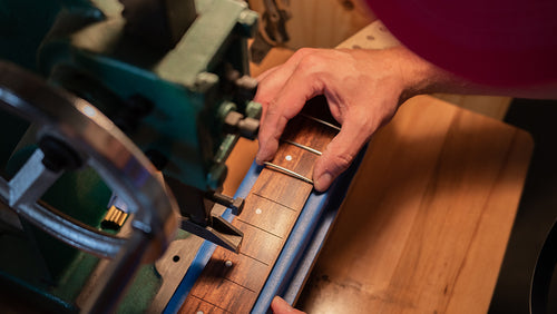 Assembling guitar